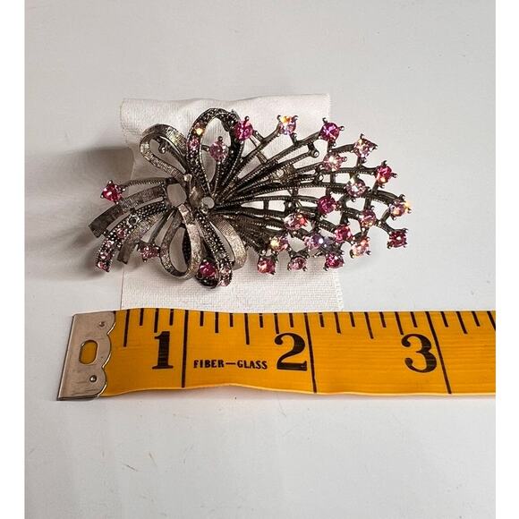 VINTAGE MCM Pink and Silver tone Rhinestone Glamour Floral Bouquet Brooch - Picture 10 of 12
